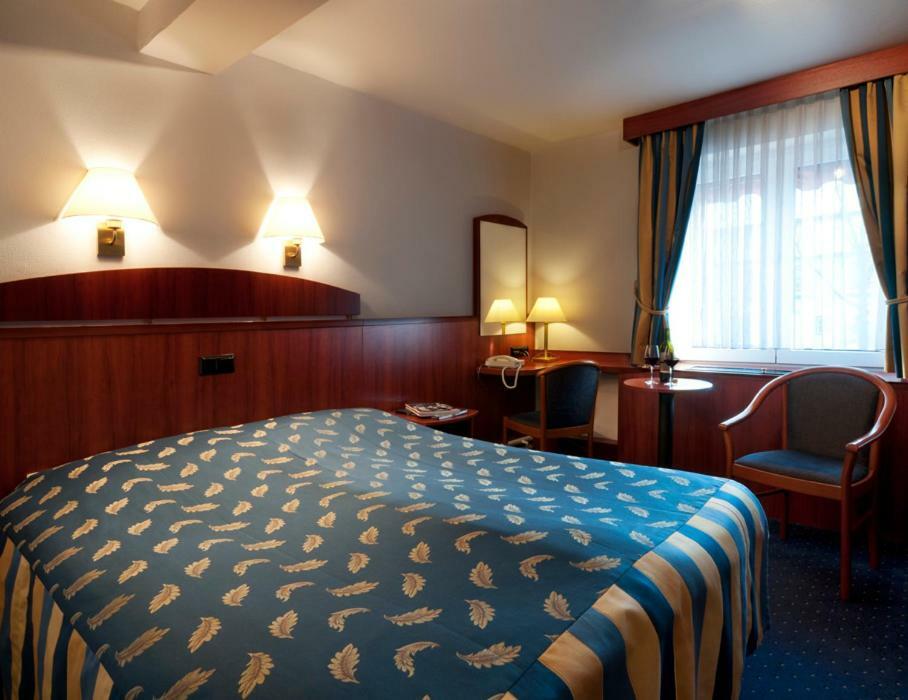 Hotel Berg En Dal เอเพน ภายนอก รูปภาพ
